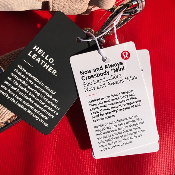 Lululemon Now and Always Crossbody *Mini - Picture 7 of 8